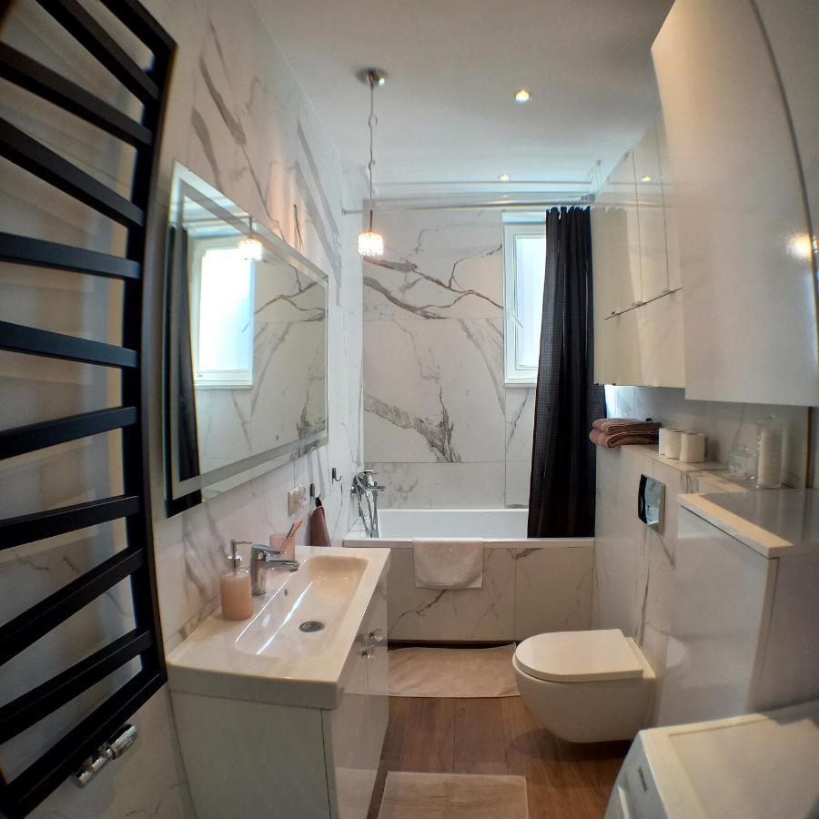 Apartment Prowansalski Z Miejscem Parkingowym Gdansk